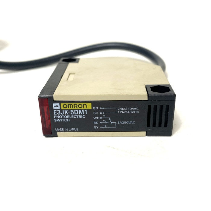 オムロン　光電スイッチ　E3JK-5DM1