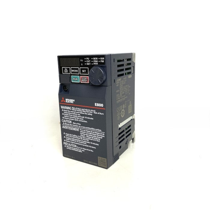 三菱電機　インバーター　FR-E820-0.2K-1