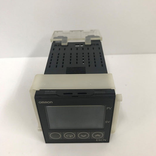 OMRON　デジタル温度調節器　E5CN-C2T　複数在庫有