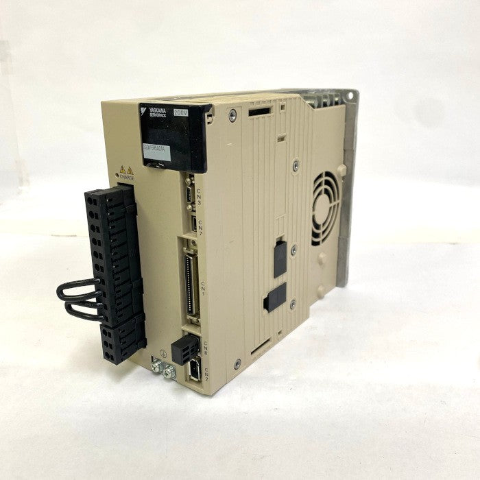 安川電機　アナログ電圧・パルス列指令形サーボパック　SGDV-5R5A01A