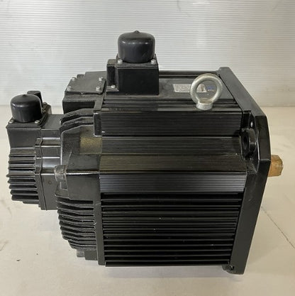 YASKAWA　安川電機　サーボモータ　SGMDH-45A2B-YR15