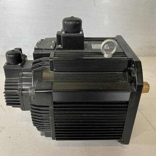 YASKAWA　安川電機　サーボモータ　SGMDH-45A2B-YR15