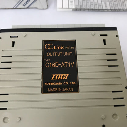 東洋技研　出力ターミナル端子台型　C16D-AT1V　箱汚れあり