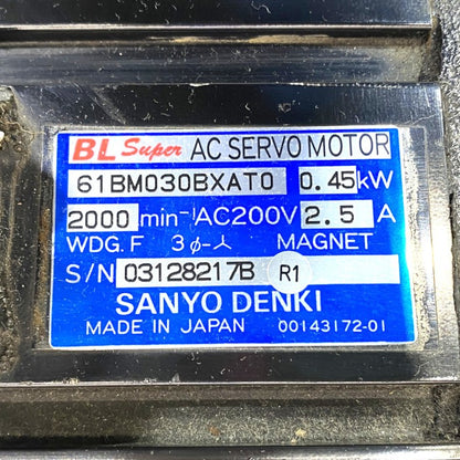山洋電機　ACサーボモーター　61BM030BXAT0