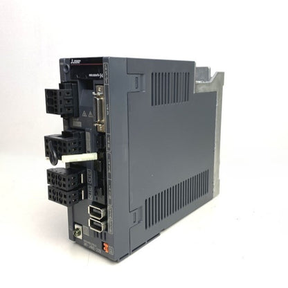 三菱電機　サーボアンプ　MR-J4W2-22B