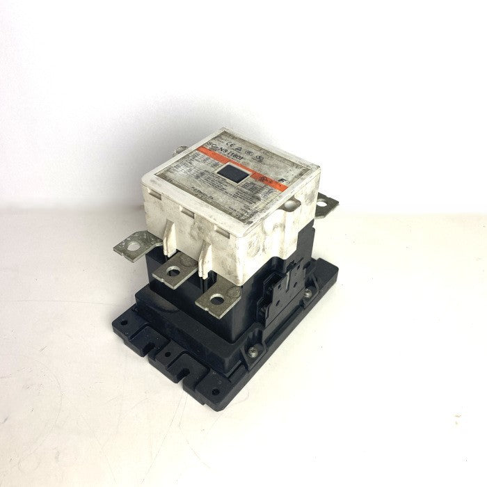 富士電機　電磁開閉器　SC-N8[180]