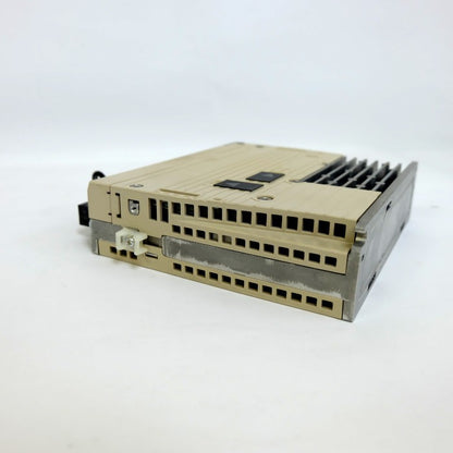安川電機　サーボパック　SGDV-1R6A21B