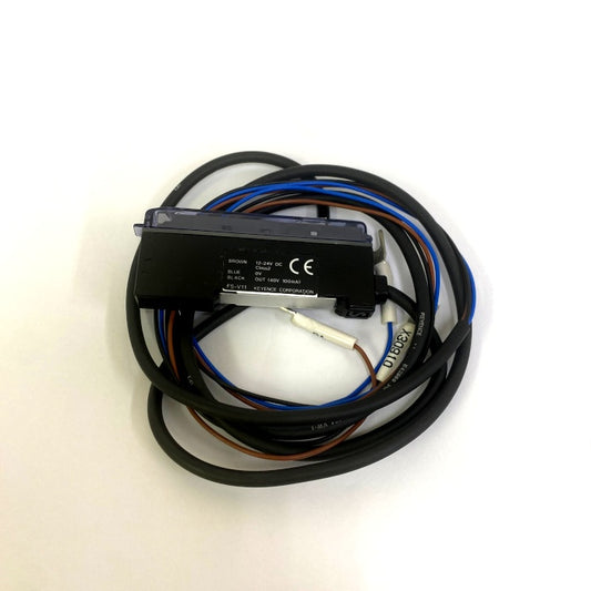 キーエンス　デジタルファイバセンサ　ファイバアンプ　ケーブルタイプ　親機　NPN　FS-V11S0(2256)