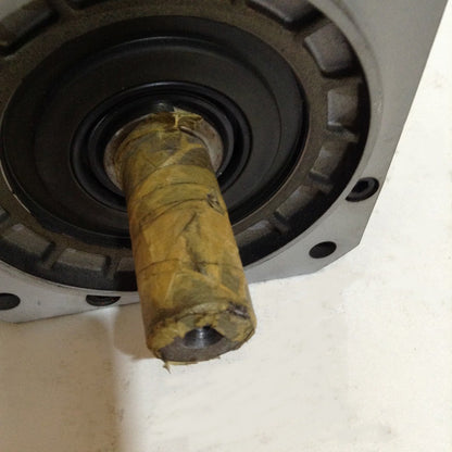 FANUC　ファナック　サーボモータ　A06B-1402-B100