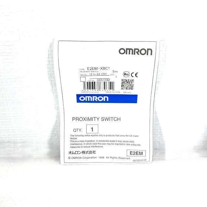 オムロン　長距離近接スイッチ　E2EN-X8C1