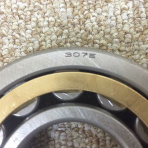 NSK　ボールベアリング　NU307E　２個セット