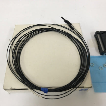 OMRON　オムロン　E32シリーズ　ファイバユニット