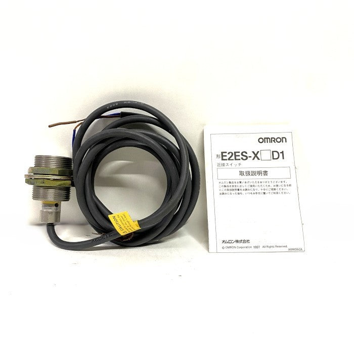 オムロン　近接スイッチ　E2ES-X8D1