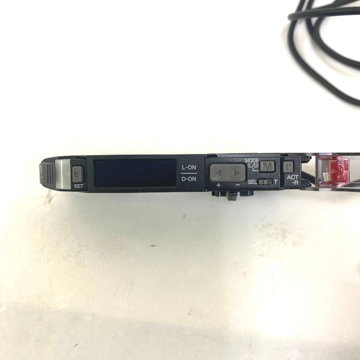 キーエンス　デジタルファイバアンプ　FS-N42N