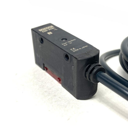 オムロン　光電スイッチ　E3S-AT61-L