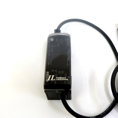 キーエンス　デジタルファイバセンサ ファイバアンプ ケーブルタイプ 親機 NPN　FS-V11S0(2256)