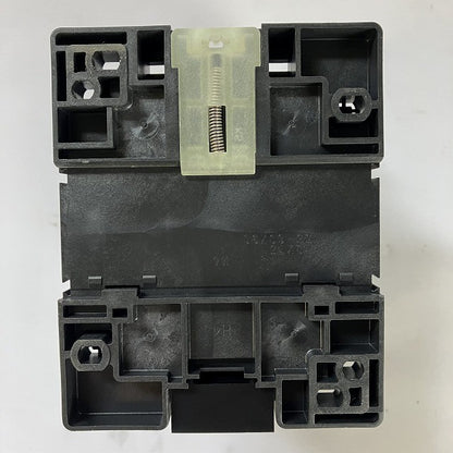富士電機　電磁接触器　SC-N3　コイル電圧100V