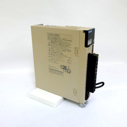 安川電機　サーボパック　SGD7S-R90A00A