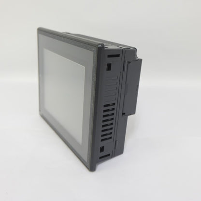 キーエンス　5型STNカラータッチパネルディスプレイ　VT3-Q5S