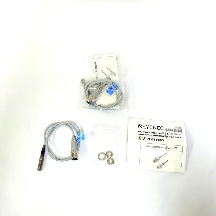 キーエンス　近接SW　EV-108MSO(2091)　２個セット