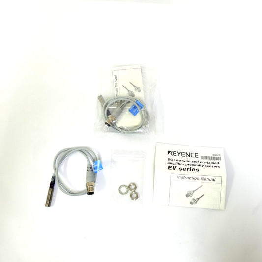 キーエンス　近接SW　EV-108MSO(2091)　２個セット
