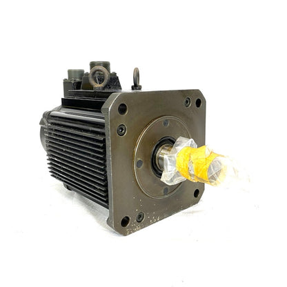 山洋電機　ACサーボモーター　61BM120BXAT0