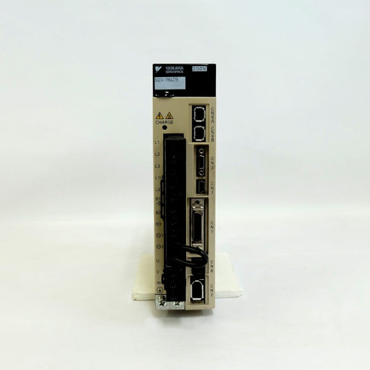 安川電機　サーボパック　SGDV-1R6A21B