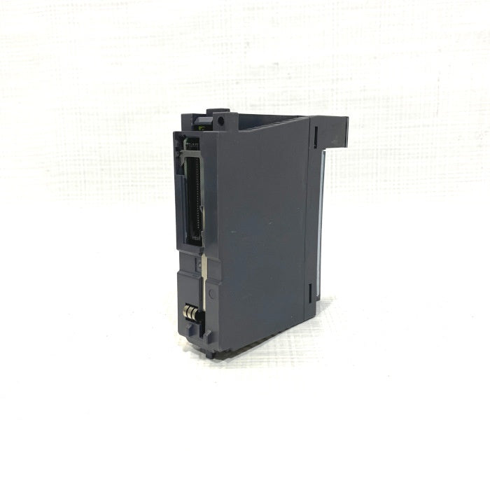 三菱電機　割り込みユニット　Q160