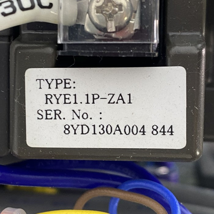 富士電機　サーボドライブ　RYE1.1P-ZA1
