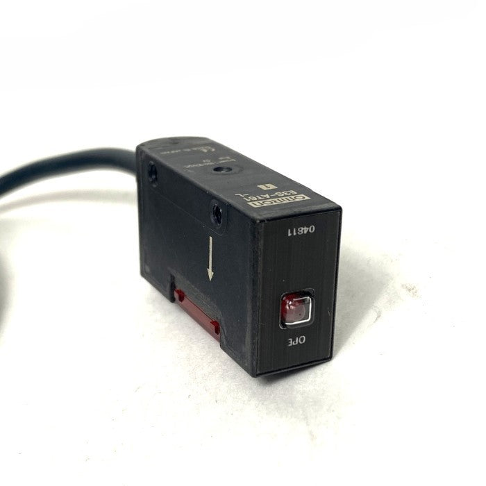 オムロン　光電スイッチ　E3S-AT61-L