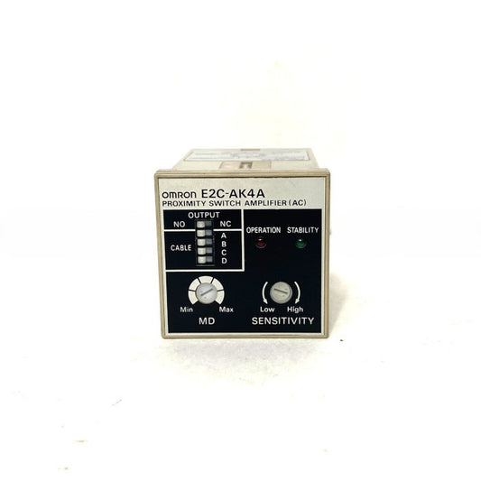 オムロン　センサーアンプ　E2C-AK4A