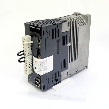三菱電機　サーボアンプ　MR-J3-70A-RJ007U971