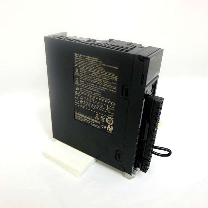 キーエンス　ACサーボシステム　SV-010L2