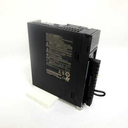 キーエンス　ACサーボシステム　SV-010L2