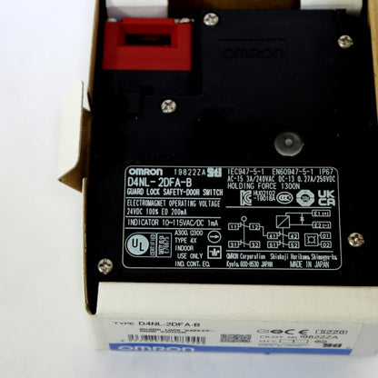オムロン　電磁ロックセーフティドアスイッチ　D4NL-2DFA-B