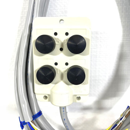 オムロン　コネクタ中継ボックス　XW3B