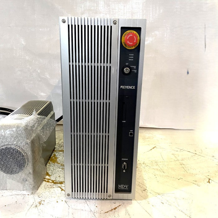 キーエンス　YVO4レーザマーカ　鍵無　異音有　MD-V9610A