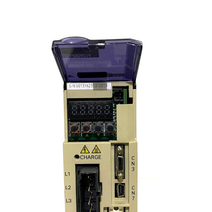 安川電機　サーボパック　SGDV-R90A01A