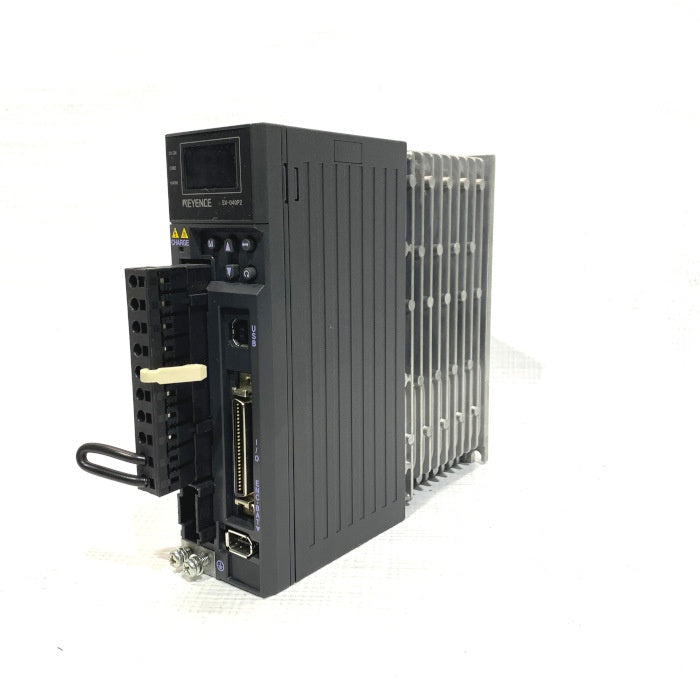キーエンス　ACサーボシステム　SV-040P2