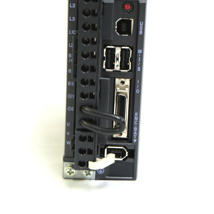 キーエンス　ACサーボシステム（箱無し・未使用）SV-010L2