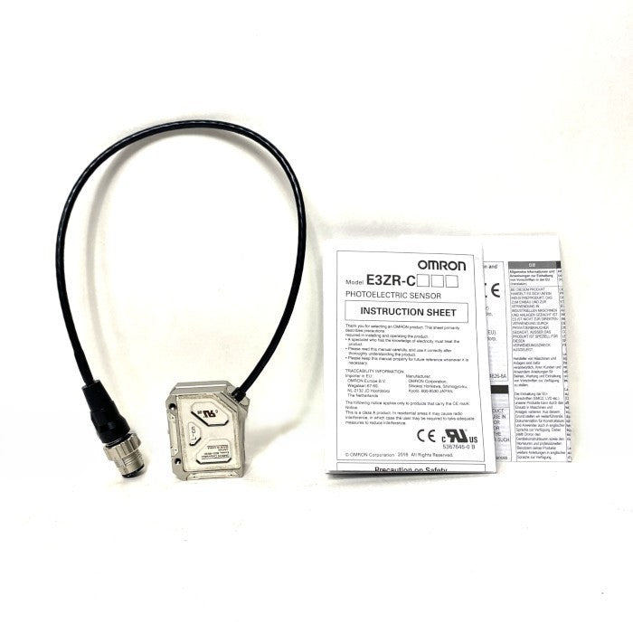 オムロン　光電スイッチ　E3ZR-CD61L-M1TJ 0.3m