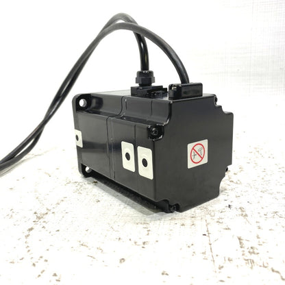 安川電機　サーボモーター(RBT軸)　SGMPH-04A1A-YR61