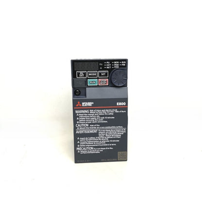 三菱電機　インバーター　FR-E820-0.2K-1