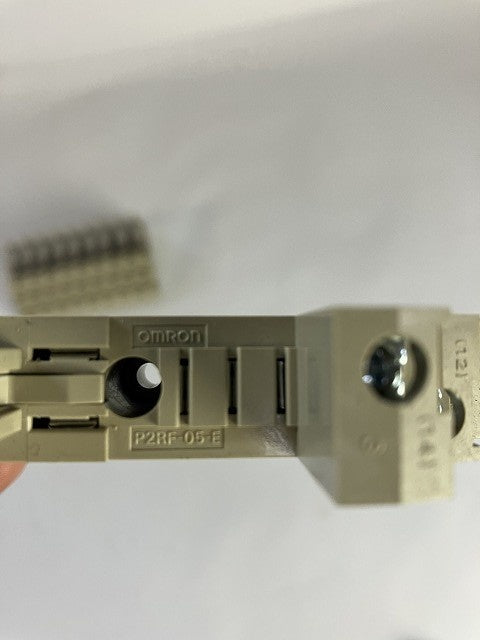 OMRON　オムロン　リレーとソケット　G2R-1-SND　P2RF-05-E　10個セット