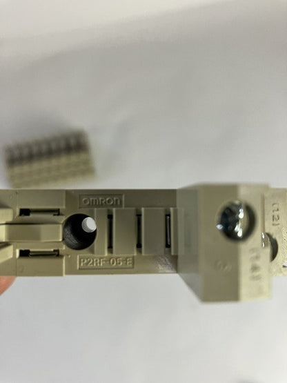 OMRON　オムロン　リレーとソケット　G2R-1-SND　P2RF-05-E　10個セット