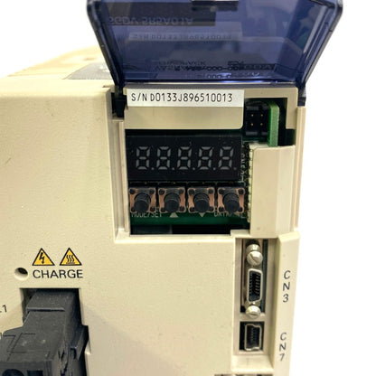 安川電機　アナログ電圧・パルス列指令形サーボパック　SGDV-5R5A01A