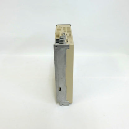 安川電機　サーボパック　SGD7S-1R6A20A