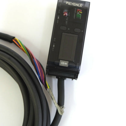 キーエンス　光電SWアンプ　　CZ-V1（中古品）