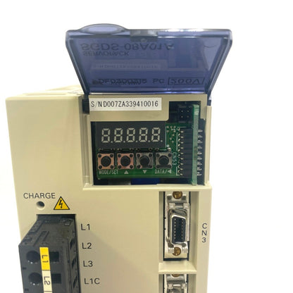 安川電機　サーボパック　　SGDS-08A01A
