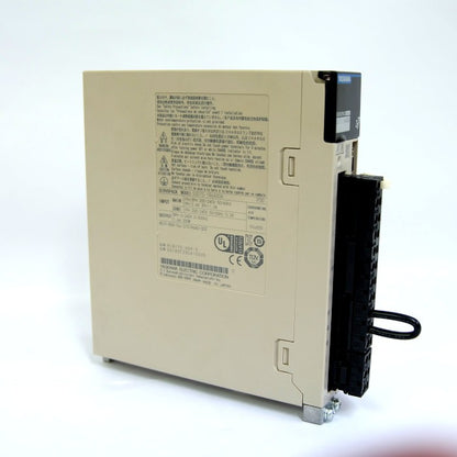 安川電機　サーボパック　SGD7S-1R6A00A